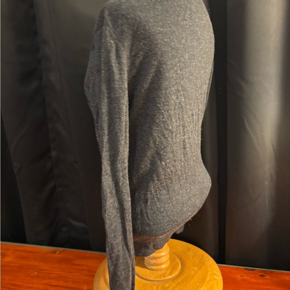 Uniqlo Dark Gray Blazer with Embroidered Crest - Picture 4 of 9